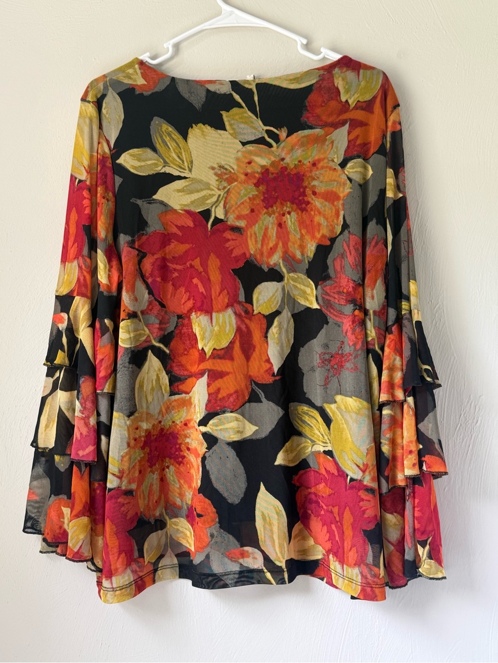 EST 1946 Women's Black Floral Tiered Sleeve Top - Red & Yellow Blooms - Picture 6 of 7